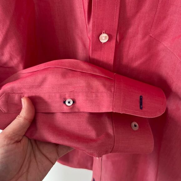 UNTUCKit MLB Series Boston Red Sox Cotton Wrinkle Free Button Down Shirt - Picture 9 of 11